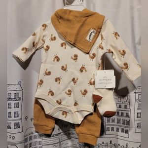 NWT Starting Out 3 Month Thanksgiving Onesie, Pants, Socks, and Bib set